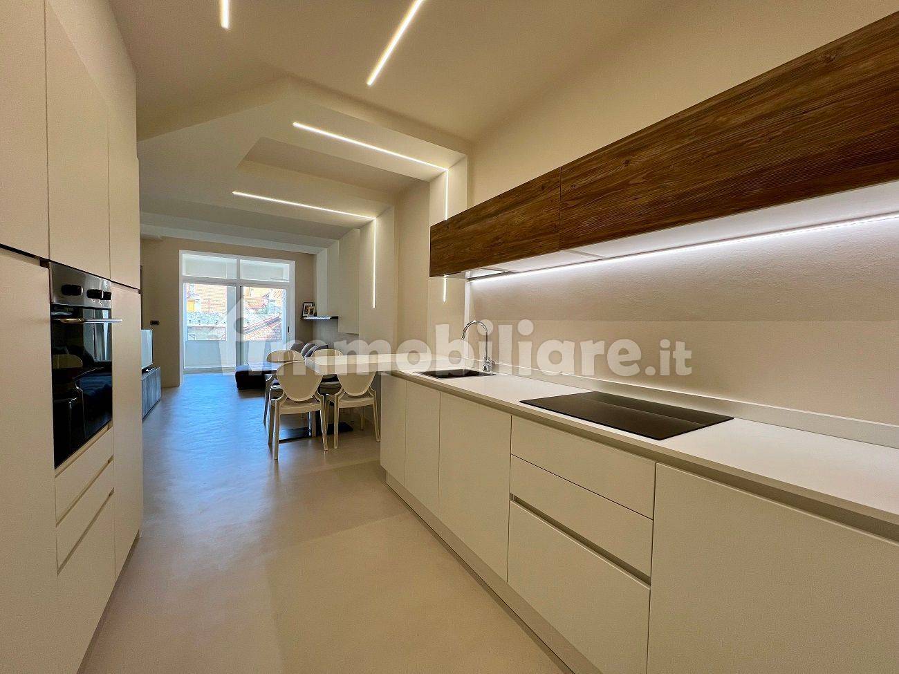 Apartamento de 2 dormitorios en Alassio, Italy No. 71208