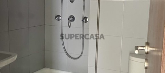 Квартира с 4 спальнями в Порту, Португалия № 168537 10