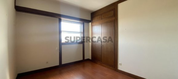 Квартира с 4 спальнями в Порту, Португалия № 168537 11