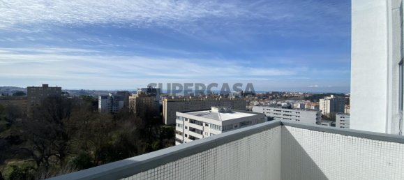 Квартира с 4 спальнями в Порту, Португалия № 168537 8