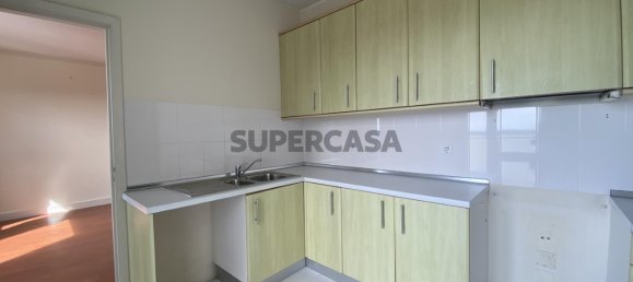 Квартира с 4 спальнями в Порту, Португалия № 168537 5