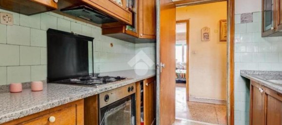 5 bedrooms Apartment in Rome, Italy No. 52355 12