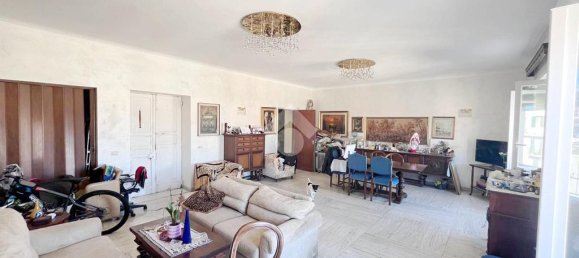 5 bedrooms Apartment in Rome, Italy No. 52355 32