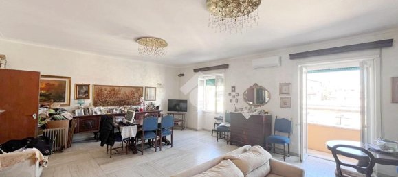 5 bedrooms Apartment in Rome, Italy No. 52355 31