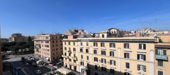 5 bedrooms Apartment in Rome, Italy No. 52355 28