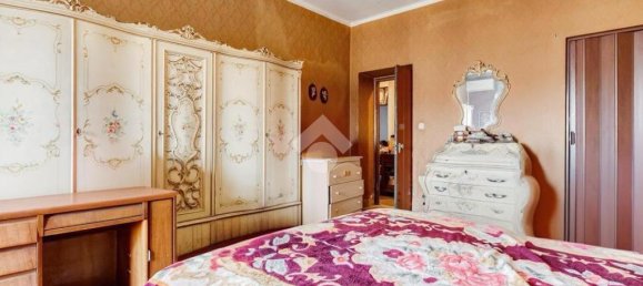 5 bedrooms Apartment in Rome, Italy No. 52355 4