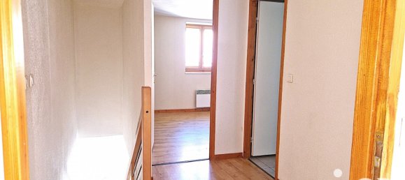 2 bedrooms House in Ruffey-le-Chateau, France No. 207093 10