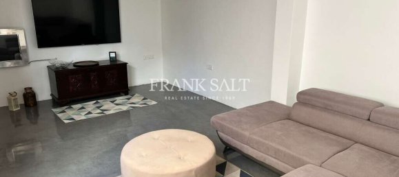 3 bedrooms Apartment in Saint Julian's, Malta No. 5163 2