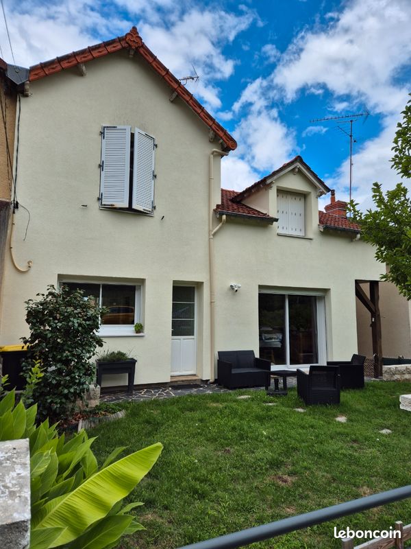 4 chambres Maison à Cepoy, France No. 276736