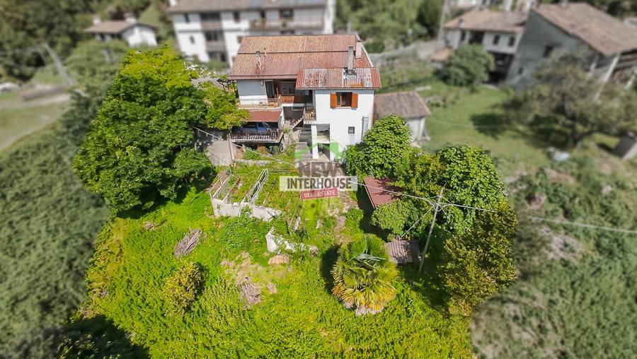3 bedrooms Villa in Pordenone, Italy No. 400702