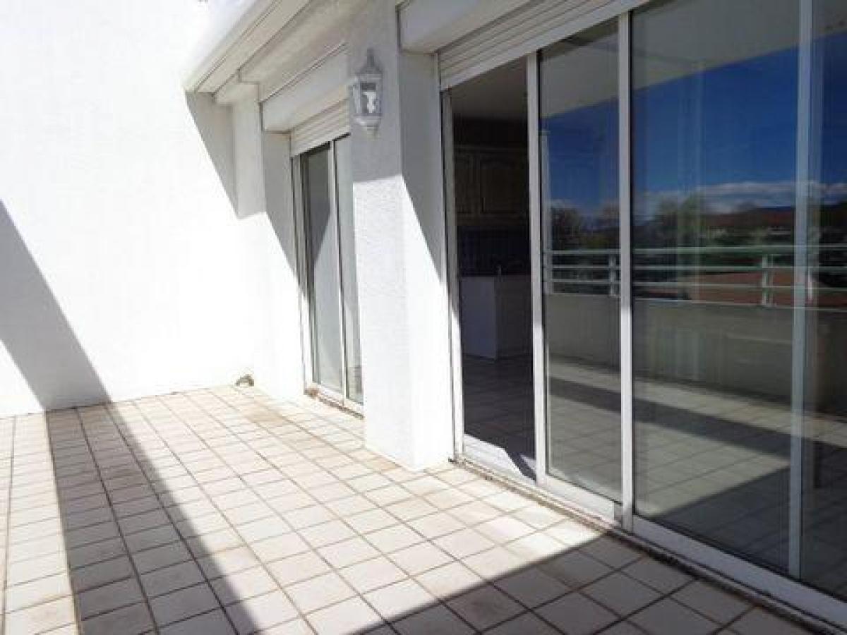 Condominio de 3 dormitorios en Valence, France No. 32164