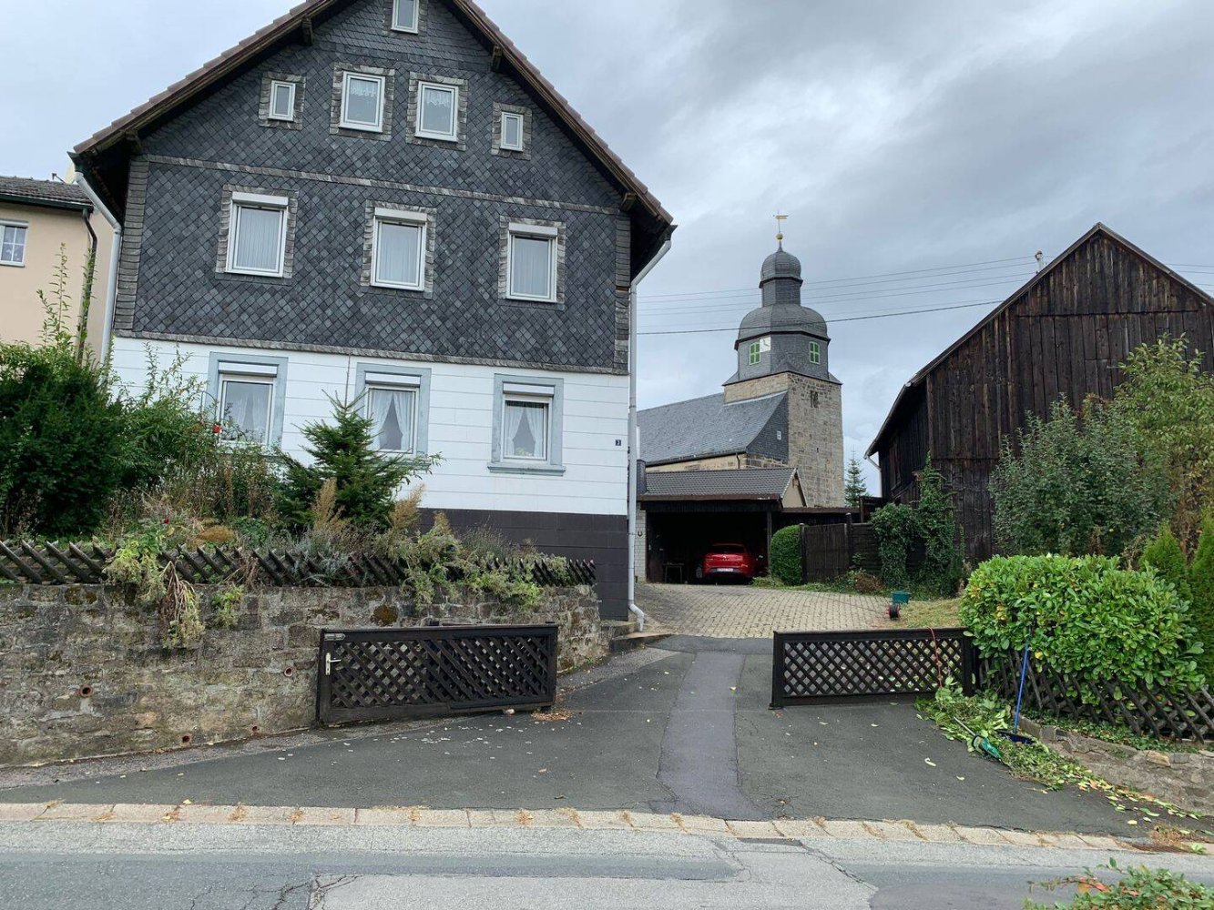 Casa de 7 habitaciónes en Kronach, Germany No. 296221