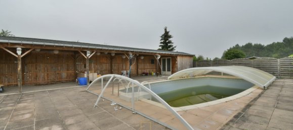 3 bedrooms House in Longue-Jumelles, France No. 96516 15