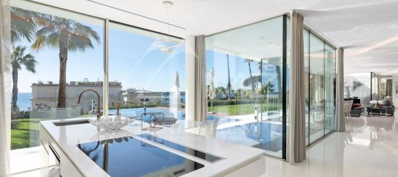 5 bedrooms House in Cannes, France No. 246426 8
