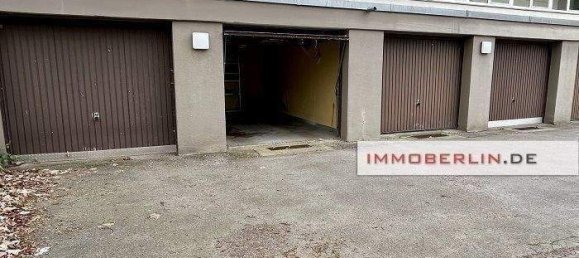  Parking in Wilmersdorf, Germany No. 341351 2