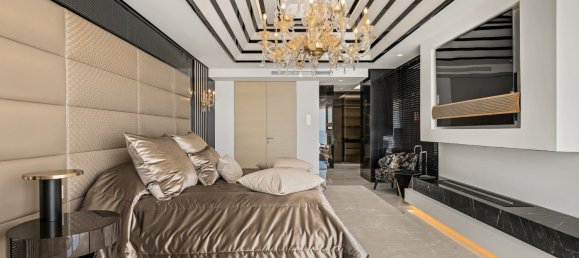 4 bedrooms Penthouse in Estepona, Spain No. 2983 12