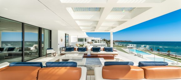 4 bedrooms Penthouse in Estepona, Spain No. 2983 30