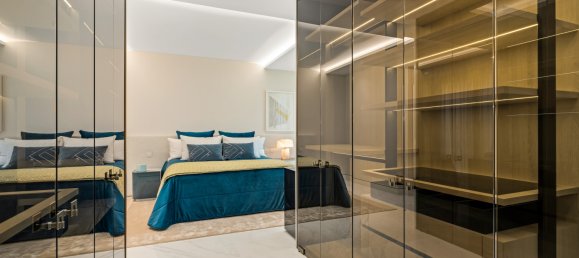 4 bedrooms Penthouse in Estepona, Spain No. 2983 18