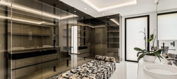 4 bedrooms Penthouse in Estepona, Spain No. 2983 13