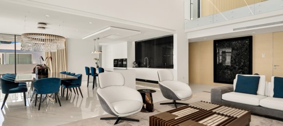 4 bedrooms Penthouse in Estepona, Spain No. 2983 8