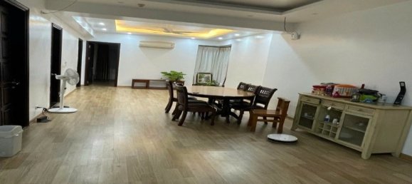 3 bedrooms Apartment in Tay Ho, Vietnam No. 19869 4