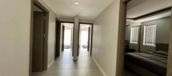 Villa de 5 dormitorios en Pattaya, Thailand No. 60165 15