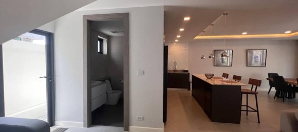 Villa de 5 dormitorios en Pattaya, Thailand No. 60165 17