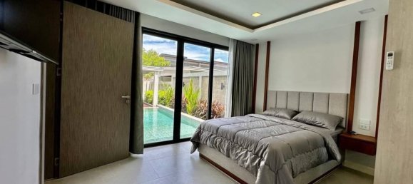 Villa de 5 dormitorios en Pattaya, Thailand No. 60165 3