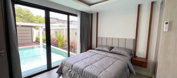 Villa de 5 dormitorios en Pattaya, Thailand No. 60165 8