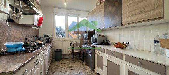 Casa de 11 dormitorios en Patay, France No. 77963 18