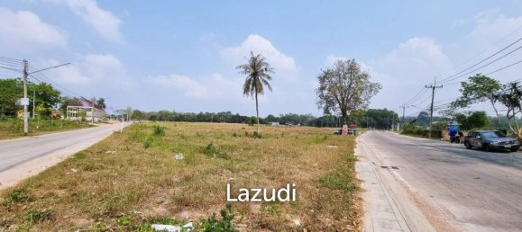 Gewerbliche Immobilie in Pattaya, Thailand 24000m², Nr. 15412 7