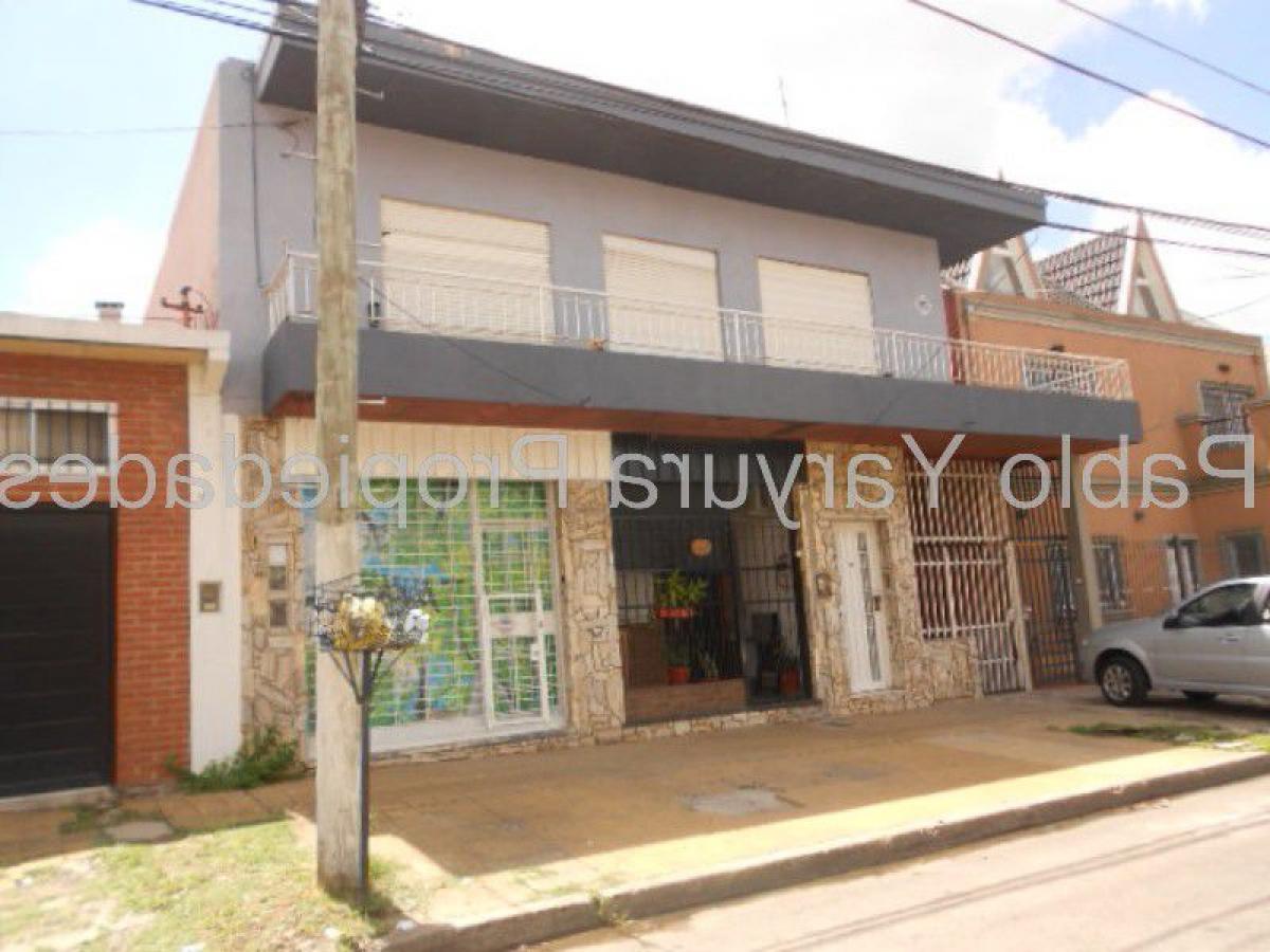 Studio à Tres de Febrero, Argentina No. 21064