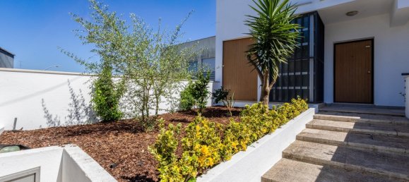 4 Schlafzimmer Villa in Amadora, Portugal, Nr. 213511 10