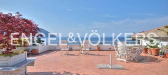 5 rooms Penthouse in Recco, Italy No. 164156 10