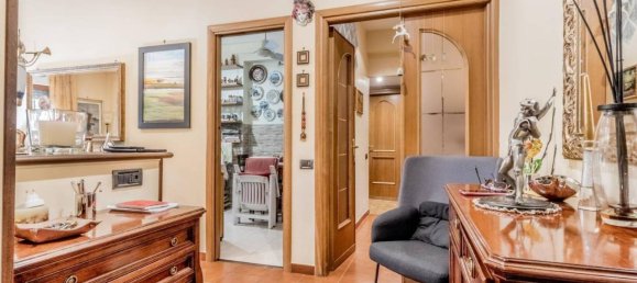 3 rooms Apartment in Rome, Italy No. 28687 6