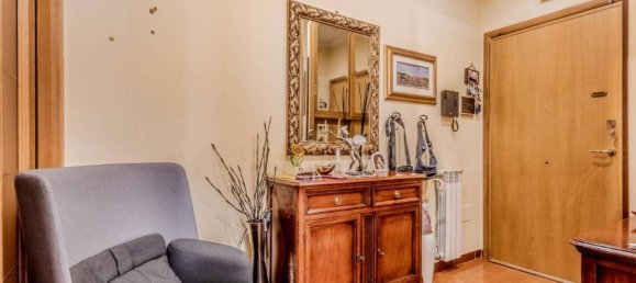 3 rooms Apartment in Rome, Italy No. 28687 5