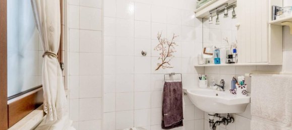 3 rooms Apartment in Rome, Italy No. 28687 19