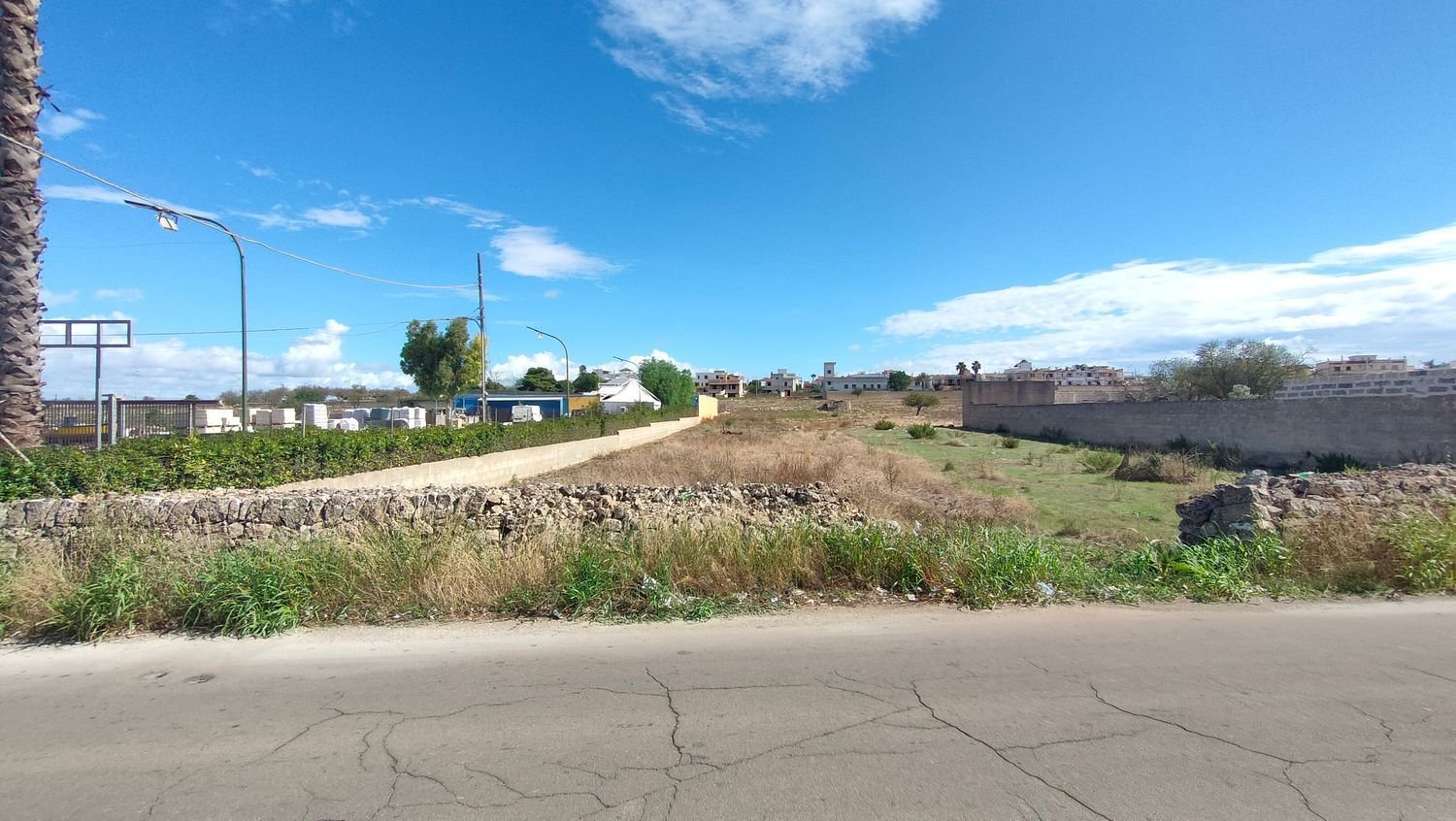 Земельный участок 6040м² в Ugento, Италия № 104255