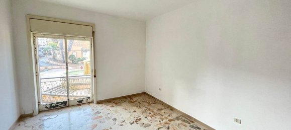 6-salle Appartement à Syracuse, Italy No. 250030 11