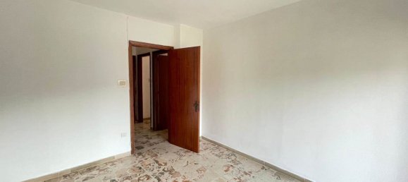 6-salle Appartement à Syracuse, Italy No. 250030 29
