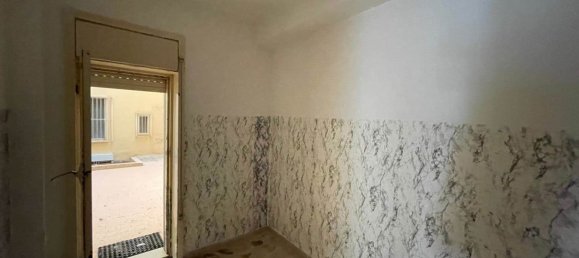 6-salle Appartement à Syracuse, Italy No. 250030 19