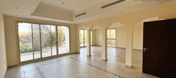 4 bedrooms Villa in Al Hamra Village, UAE No. 23198 4