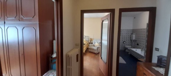 2 Schlafzimmer Wohnung in Iseo, Italy, Nr. 60199 11
