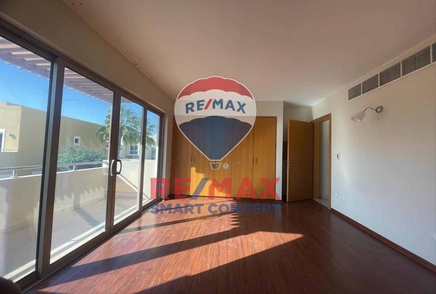 4 bedrooms Townhouse in Al Raha Gardens, UAE No. 38840