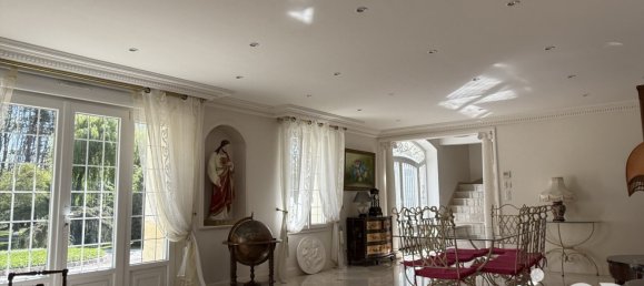 6 chambres Maison à Monnaie, France No. 55822 24