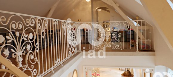 6 chambres Maison à Monnaie, France No. 55822 2