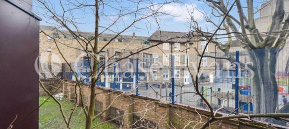 1 bedroom Apartment in Poplar, United Kingdom No. 4209 18