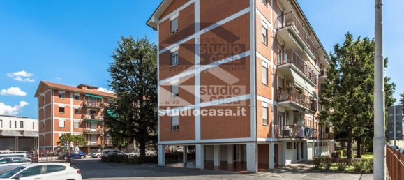 Apartamento de 3 dormitorios en Dalmine, Italy No. 266831 24