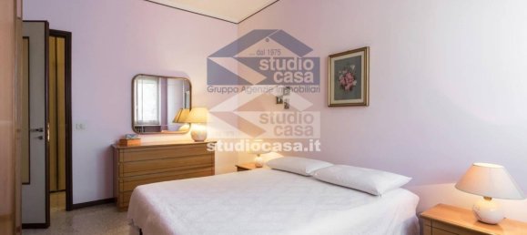 Apartamento de 3 dormitorios en Dalmine, Italy No. 266831 14