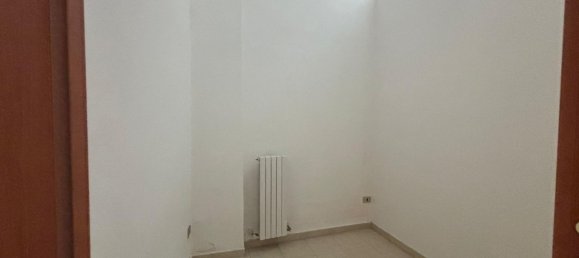 3-salle Appartement à Taranto, Italy No. 210195 7